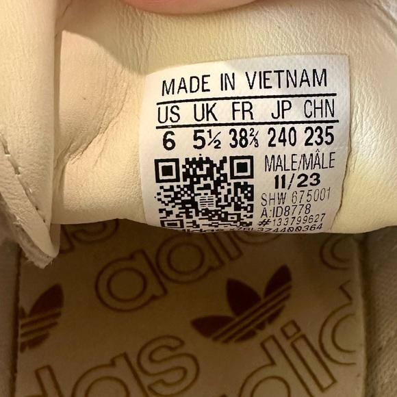 NWT Gazelle Spezial Adidas Unisex - Picture 8 of 9